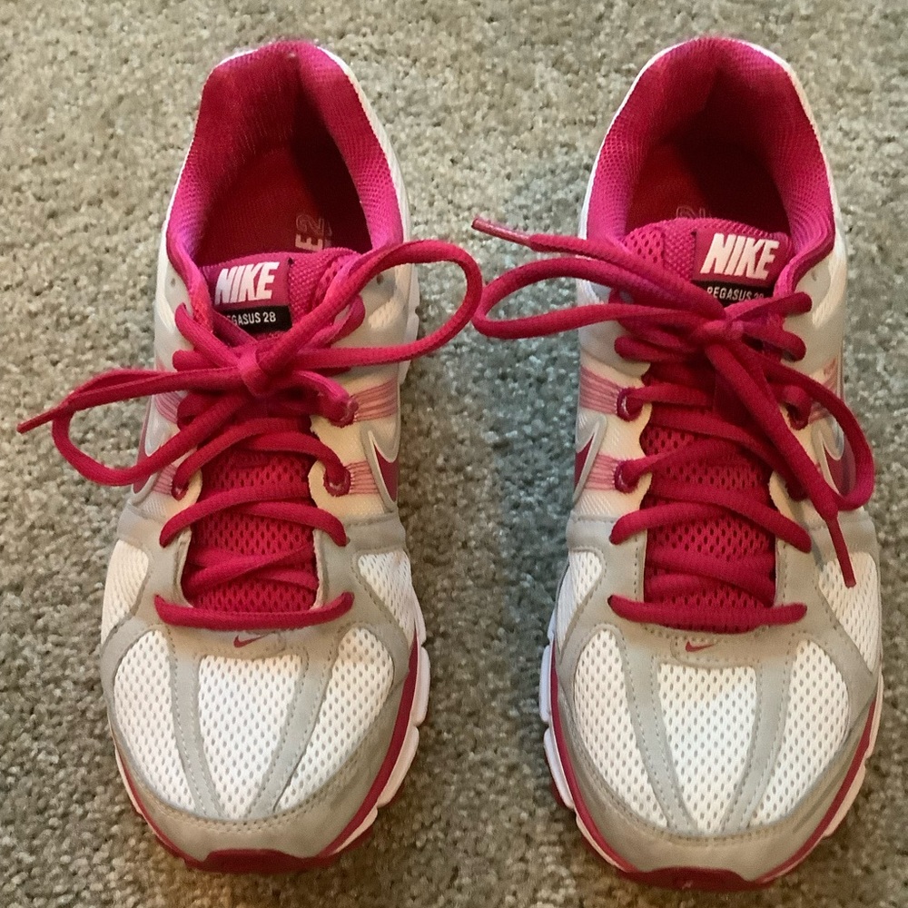 Women’s Nike Fitsole 2 with Cushlon in Magenta, White & Grey Sz 8.5